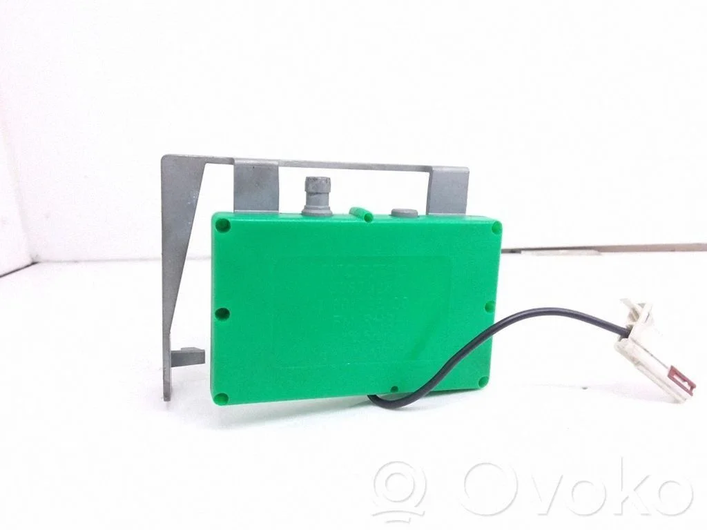 Aerial antenna amplifier – Volvo V70 (2000-2004)
