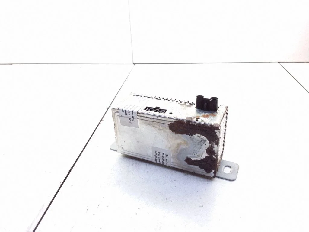 Aerial antenna amplifier PZ445E933102