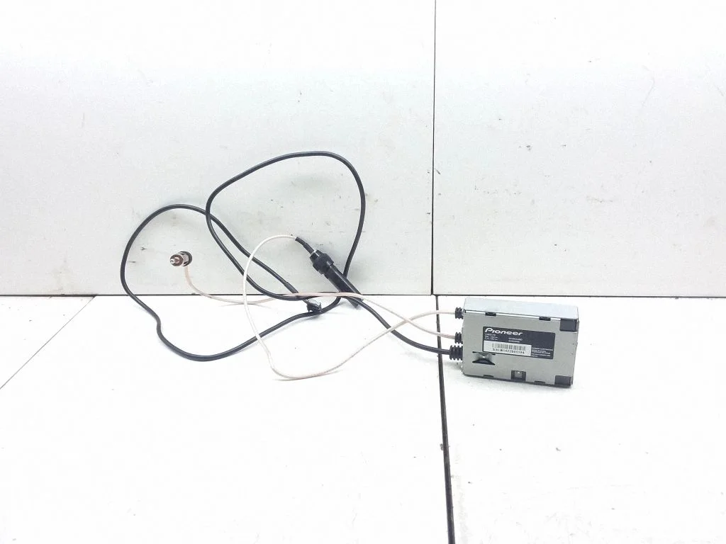 Antenas pastiprinātājs CXE2176