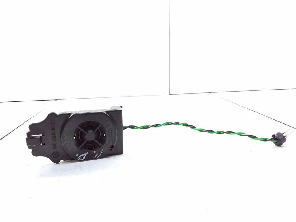 Panel speaker – Mercedes-Benz E-Class W210 (1995-2002)