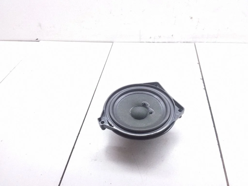 Panel speaker – Mercedes-Benz E-Class W213 (2016-)