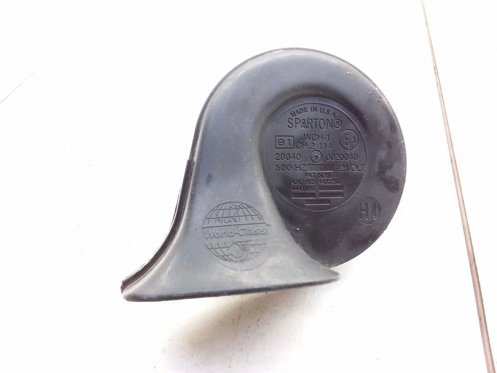 Horn signal – Chrysler Grand Voyager II (1990-1995)