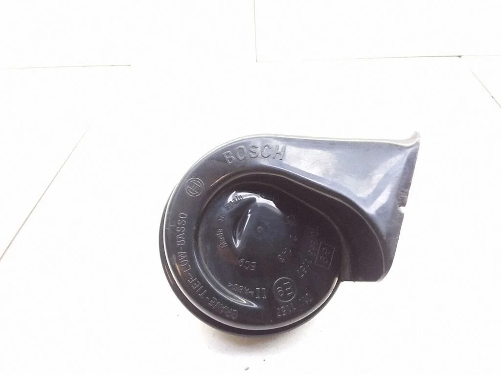 Horn signal – Nissan Primera (2002-2007)