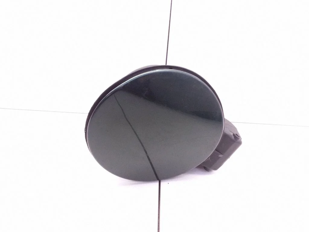 Fuel tank cap trim – Skoda Octavia Mk1 (1U) (1996-2004)