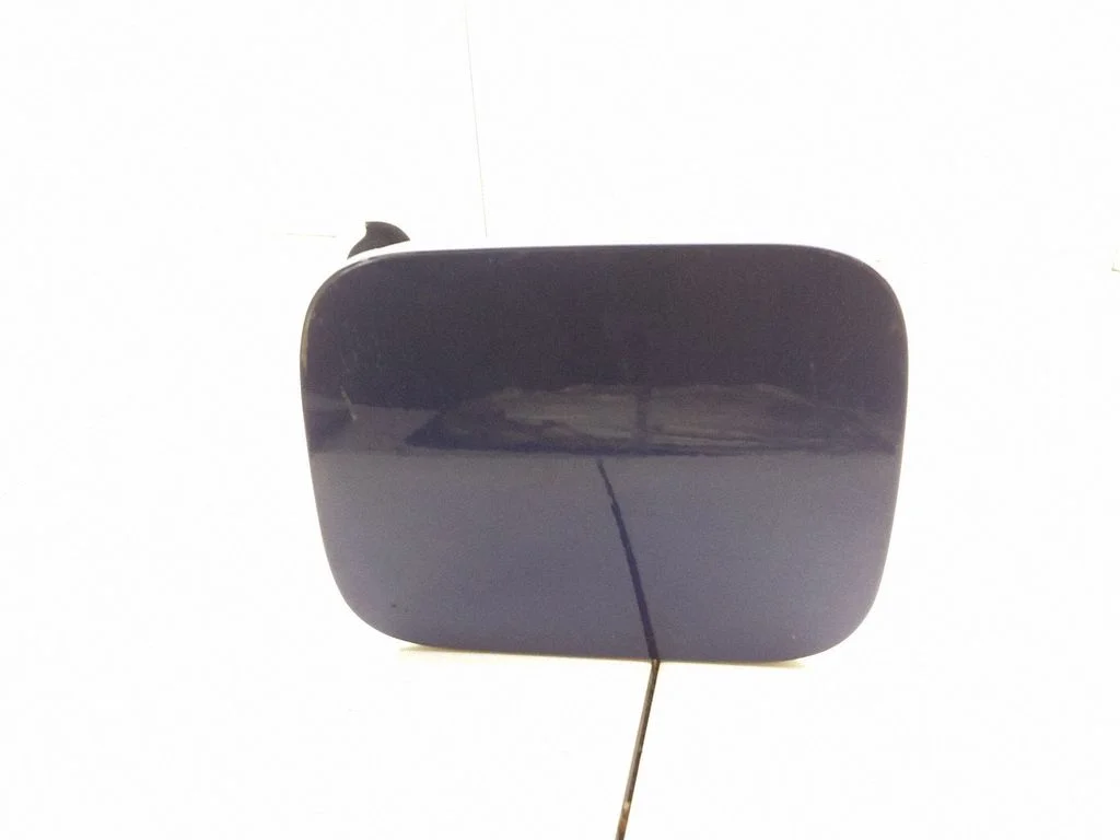 Fuel tank cap trim – Nissan X-Trail T30 (2001-2007)