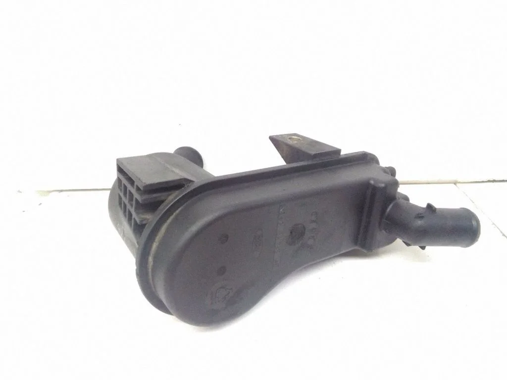 Breather/breather pipe/hose – Ford Focus (1998-2004)