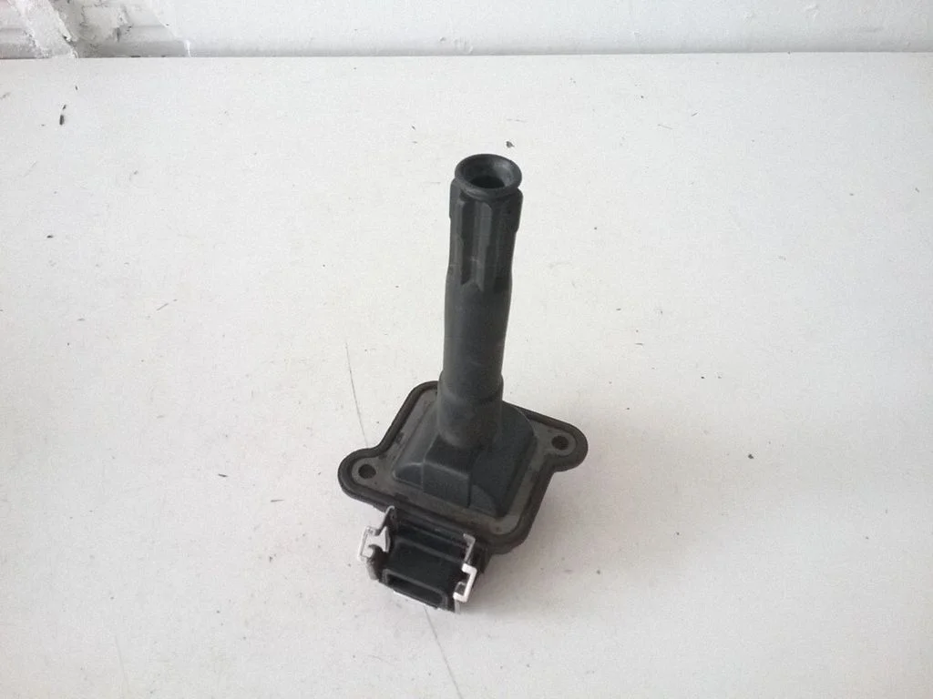 High voltage ignition coil 058905105