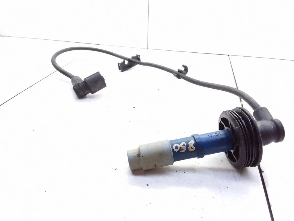 Plug wire – Volvo 850 (1991-1997)
