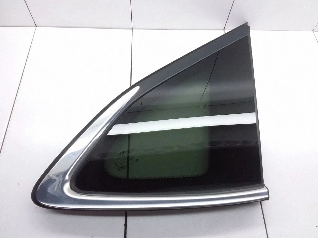 Rear side window 87820D3100