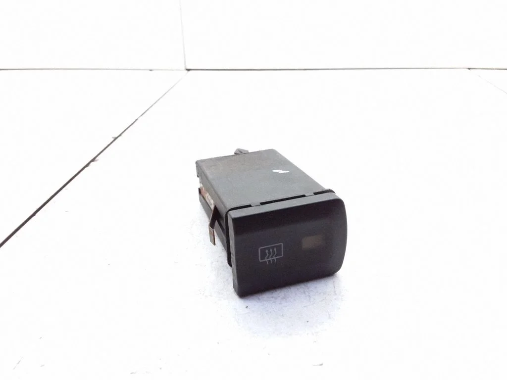 Klaasisoojenduse lüliti – Audi A3 S3 8L (1996-2003)