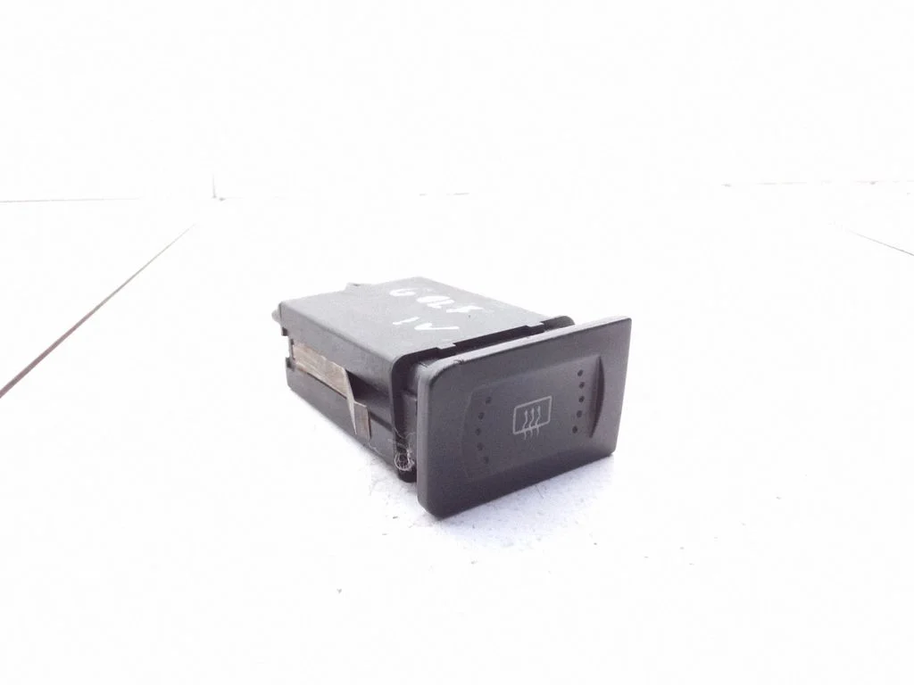 Windscreen/window heater switch – Volkswagen Golf IV (1998-2005)