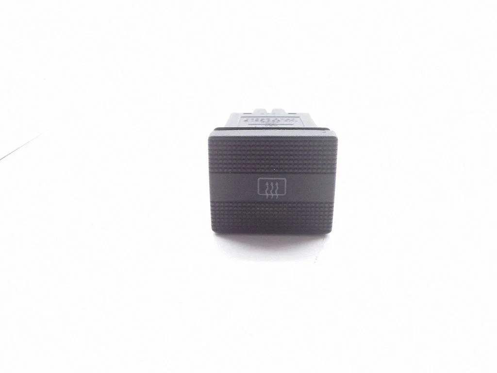 Klaasisoojenduse lüliti – Volkswagen Golf III (1992-1997)