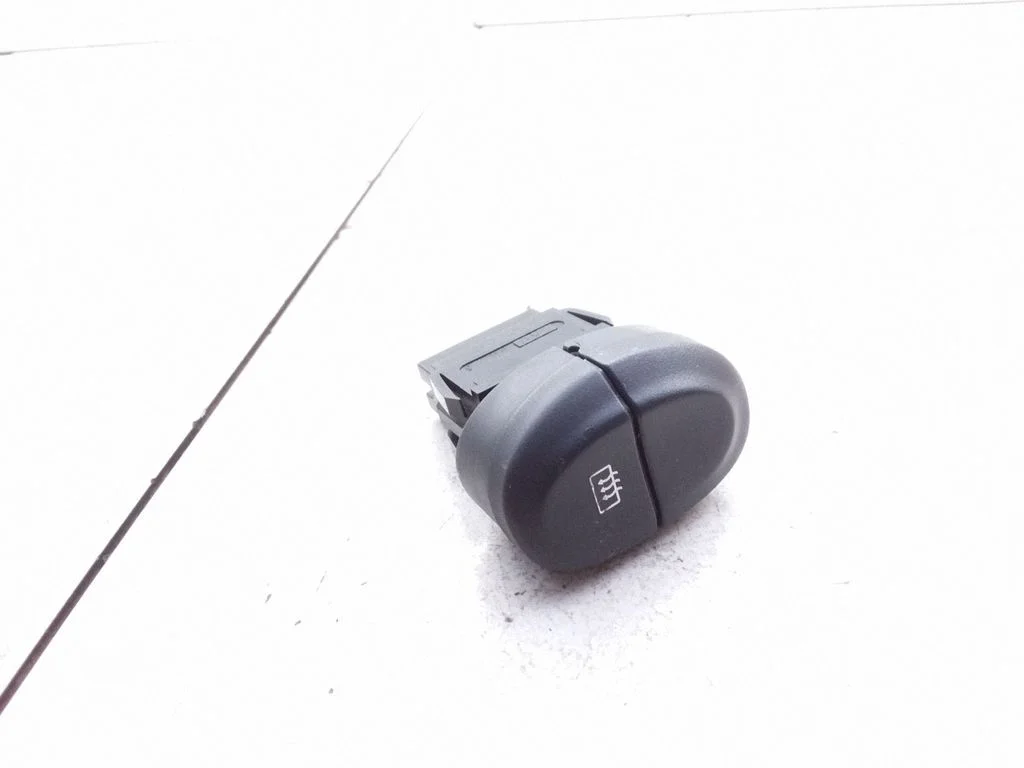 Windscreen/window heater switch 429990B