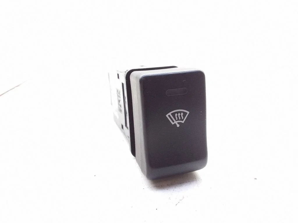 Windscreen/window heater switch