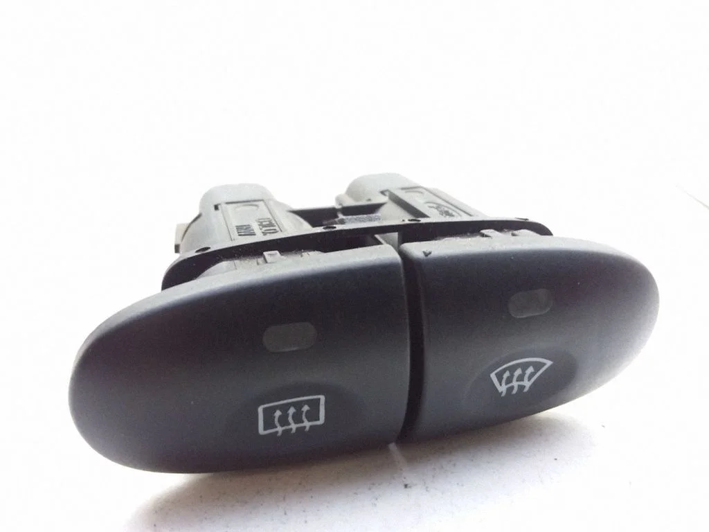 Klaasisoojenduse lüliti 97BG18K574AC