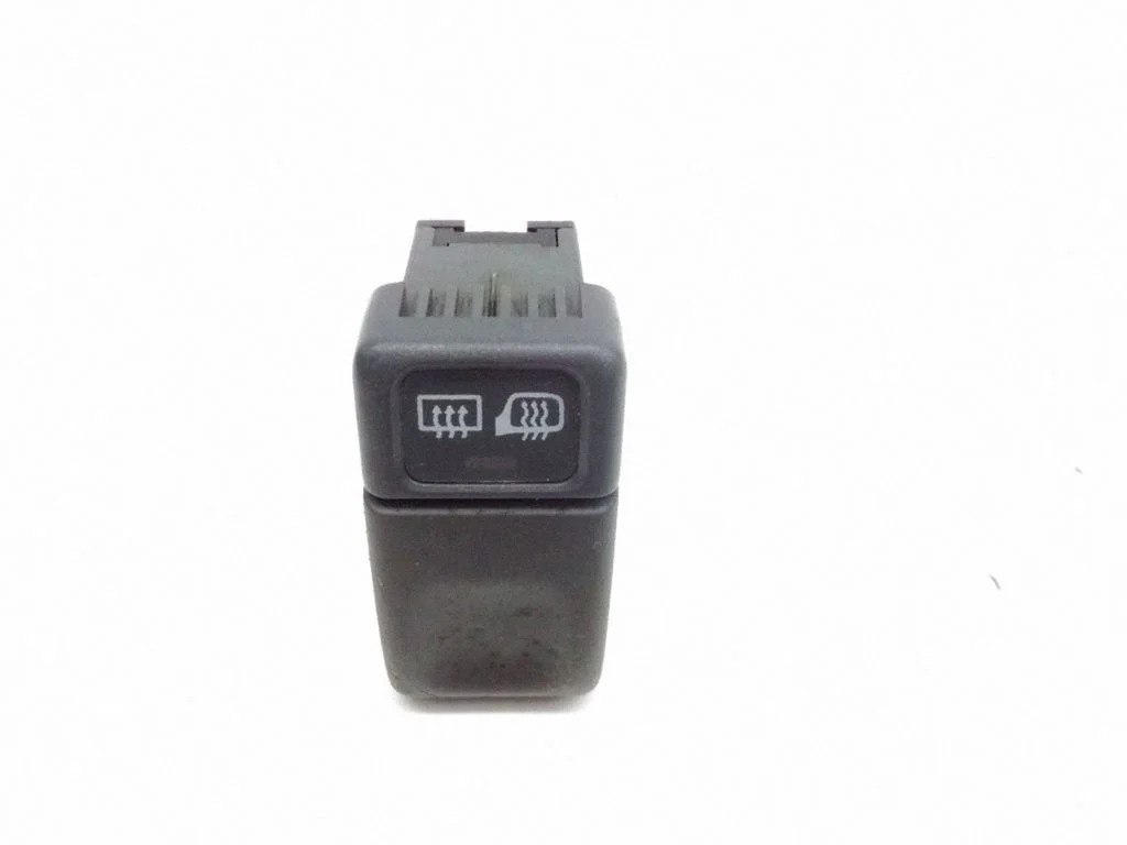Windscreen/window heater switch – Volvo S70 V70 V70 XC (1997-2000)