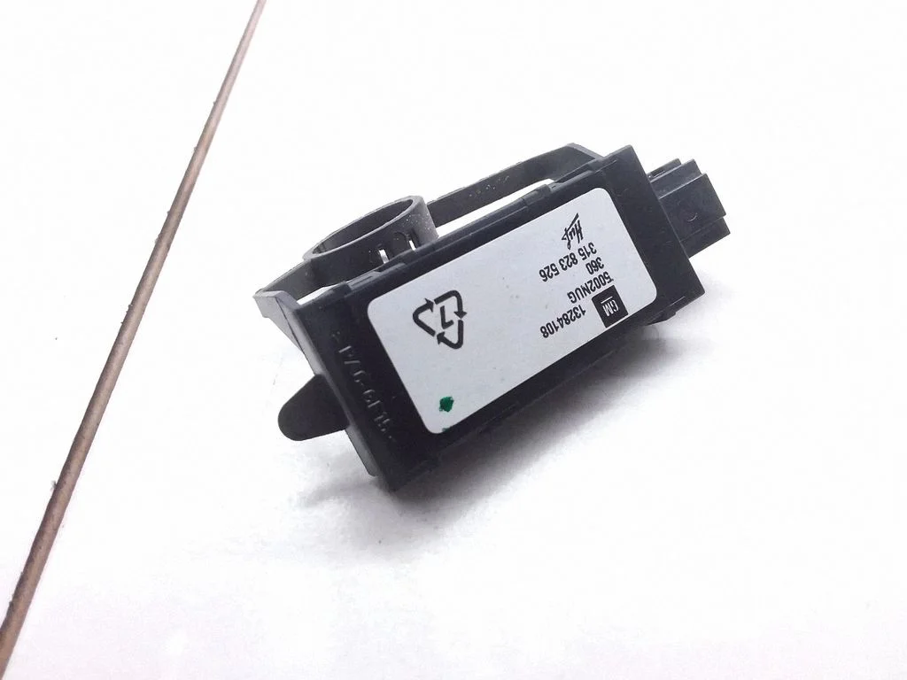 Airbag deployment crash/impact sensor 13284108