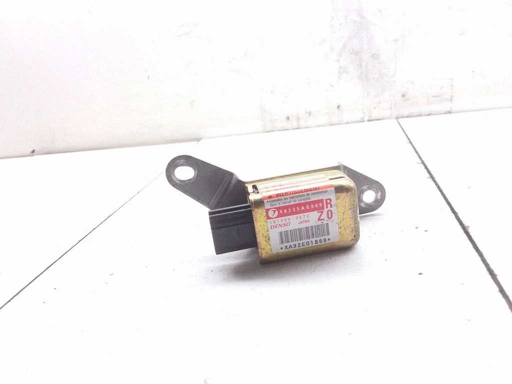 Airbag deployment crash/impact sensor – Subaru Legacy (2004-2006)