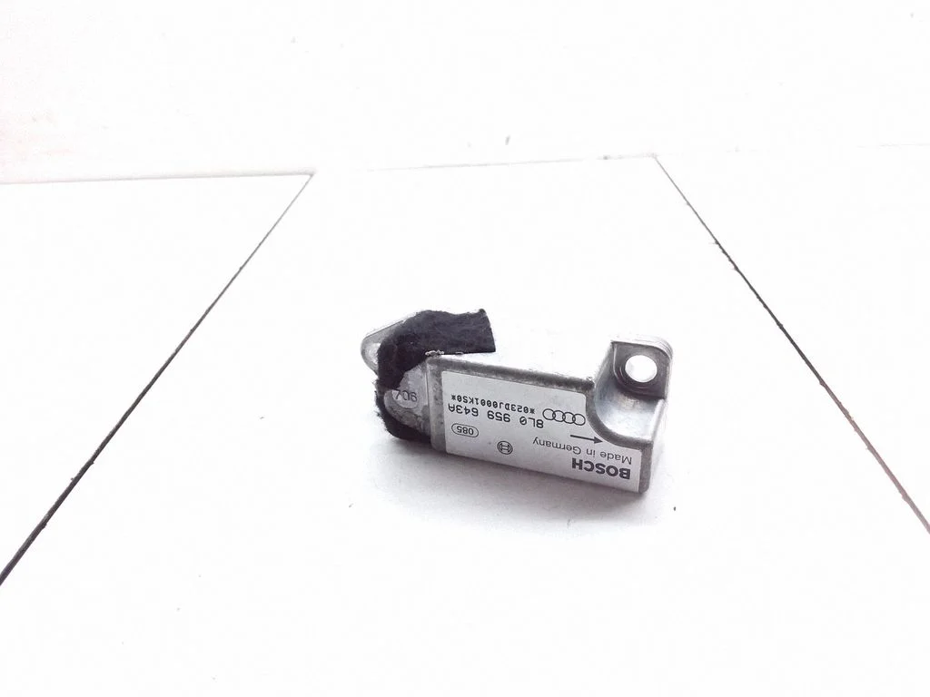 Drošības spilvenu trieciena sensors – Audi A3 S3 8L (1996-2003)