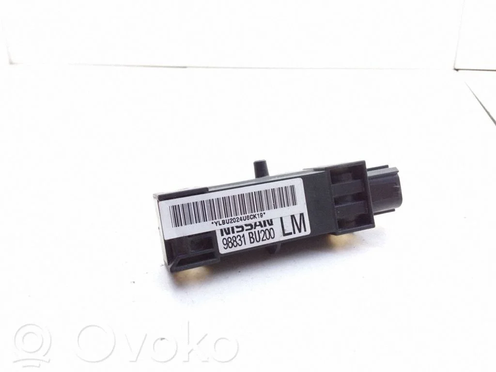 Airbag deployment crash/impact sensor – Nissan Almera N16 (2000-2010)