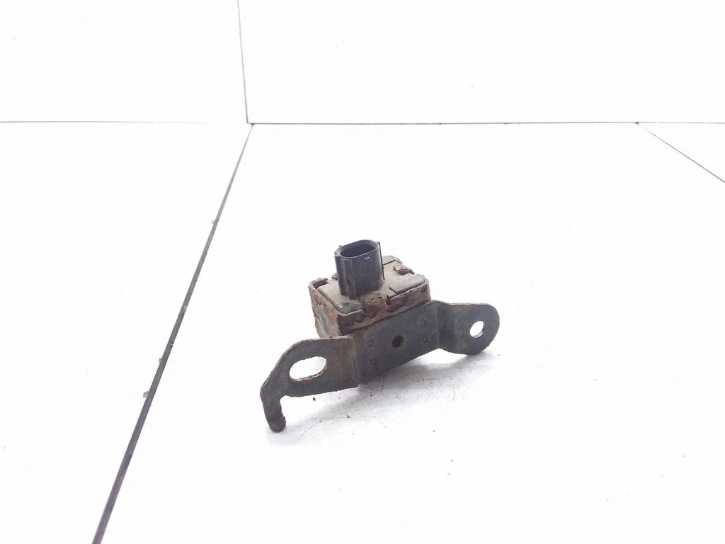 Drošības spilvenu trieciena sensors 8917313030