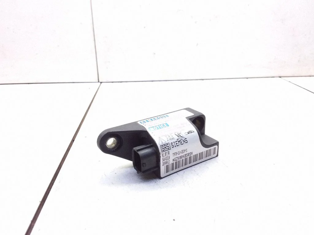 Airbag deployment crash/impact sensor – Honda Accord (1999-2002)