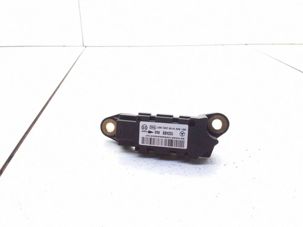 Drošības spilvenu trieciena sensors – Mercedes-Benz C klase W203 (2000-2007)