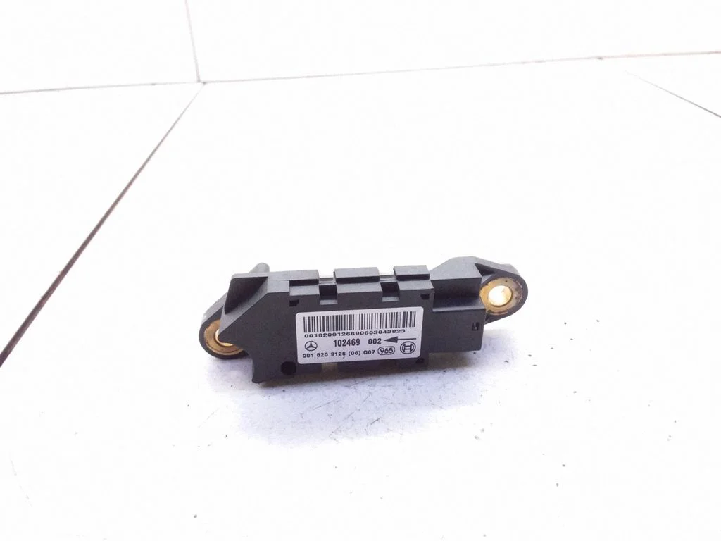Drošības spilvenu trieciena sensors – Mercedes-Benz C klase W203 (2000-2007)