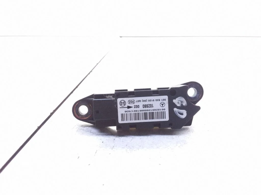 Drošības spilvenu trieciena sensors – Mercedes-Benz C klase W203 (2000-2007)