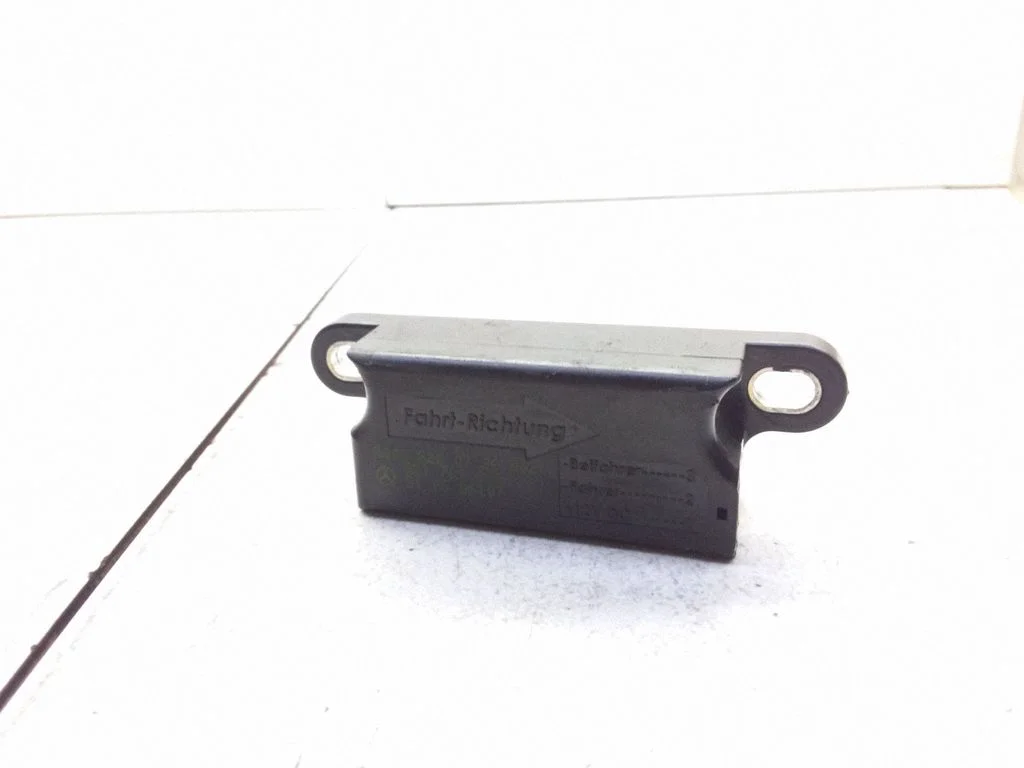 Drošības spilvenu trieciena sensors – Mercedes-Benz C klase W203 (2000-2007)