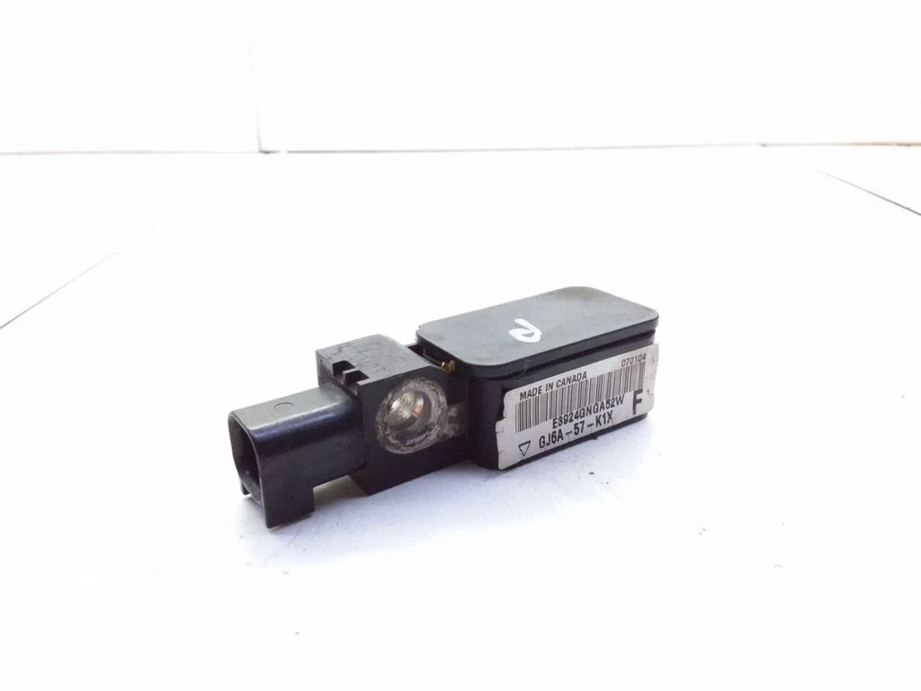Drošības spilvenu trieciena sensors – Mazda 6 (2002-2008)