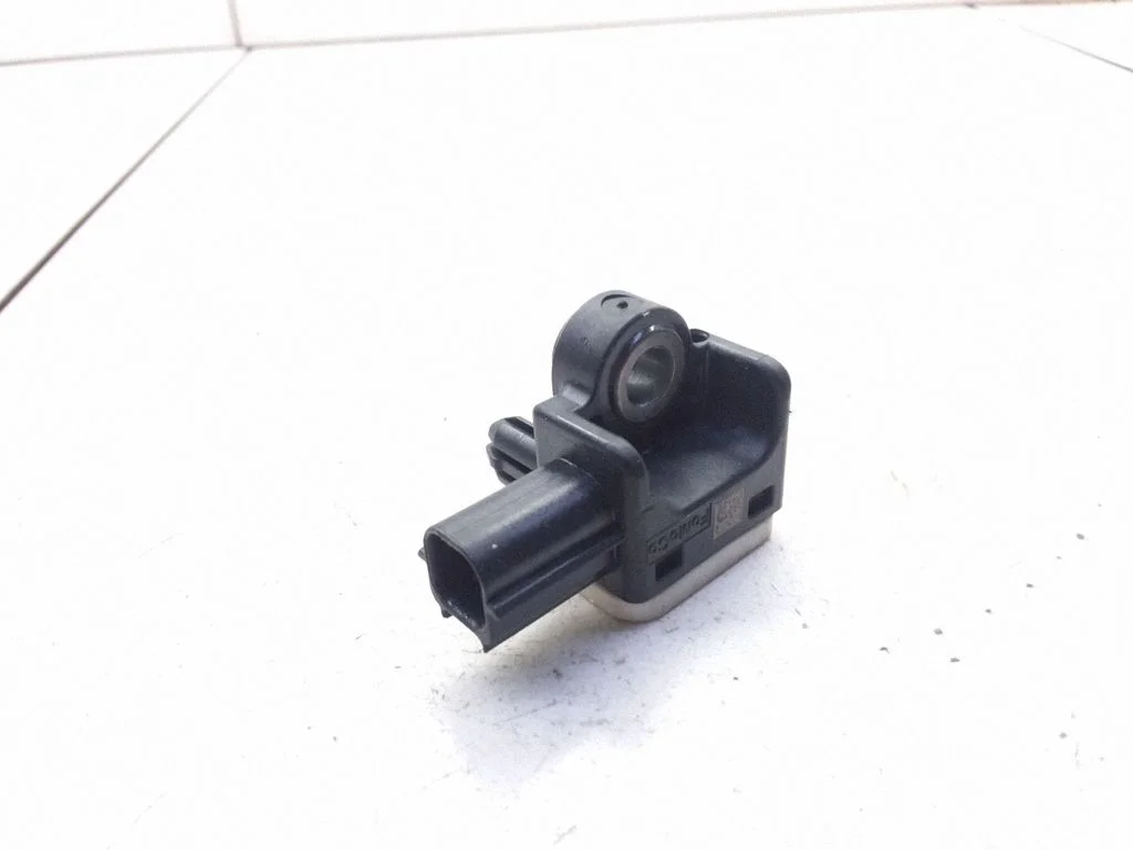 Drošības spilvenu trieciena sensors – Ford Focus C-MAX (2003-2010)