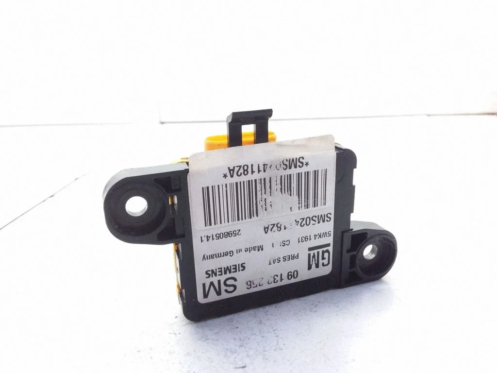Drošības spilvenu trieciena sensors 09133256