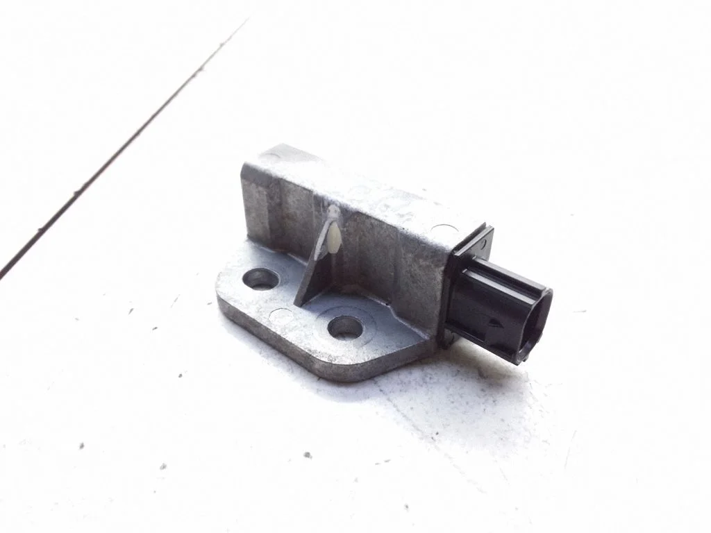 Airbag deployment crash/impact sensor FACN006Z113233
