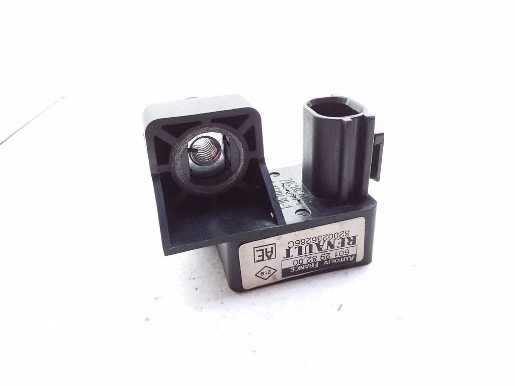 Drošības spilvenu trieciena sensors 8200236286C