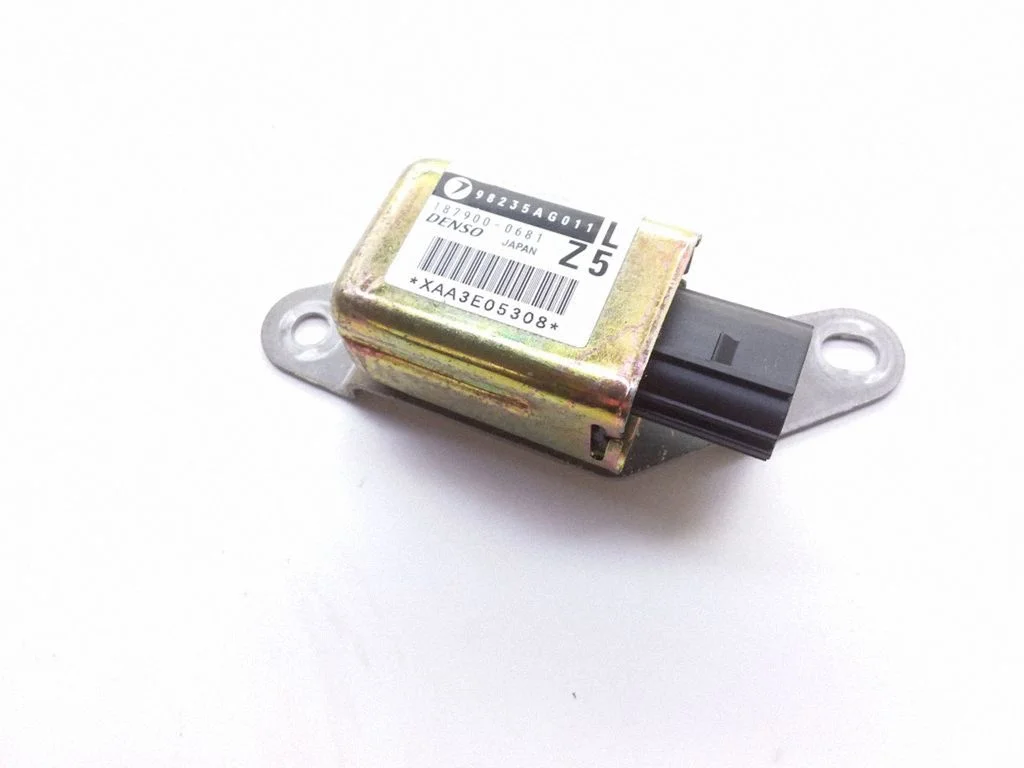Airbag deployment crash/impact sensor 98235AG011