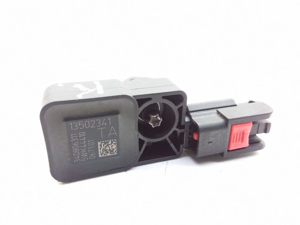 Airbag deployment crash/impact sensor – Opel Insignia A (2008-2017)
