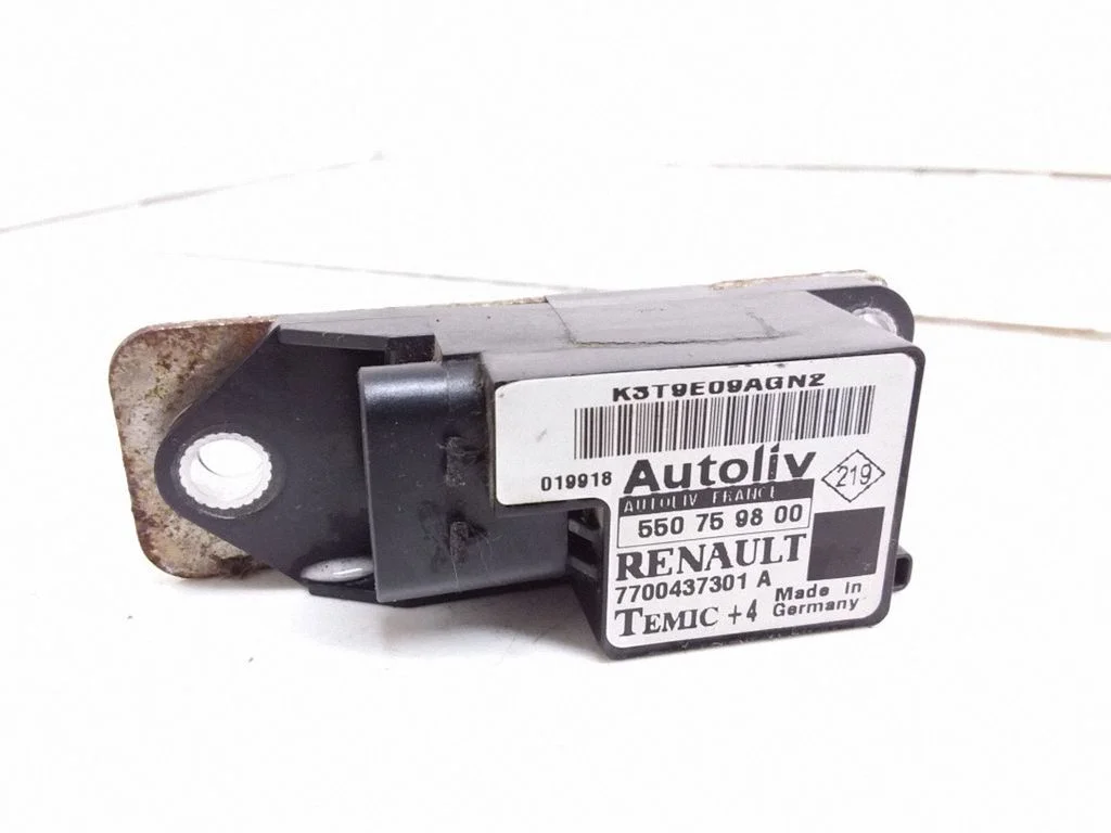 Drošības spilvenu trieciena sensors 7700437301A