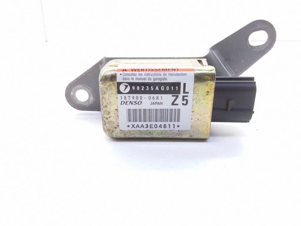 Drošības spilvenu trieciena sensors 98235AG011