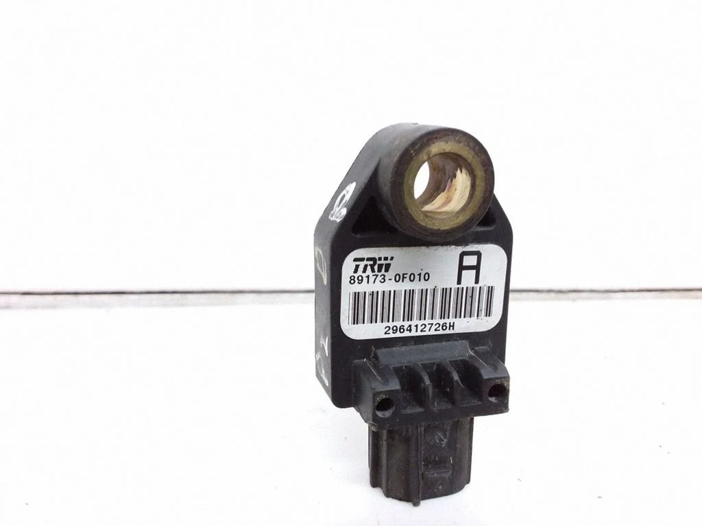 Airbag deployment crash/impact sensor 851300F010