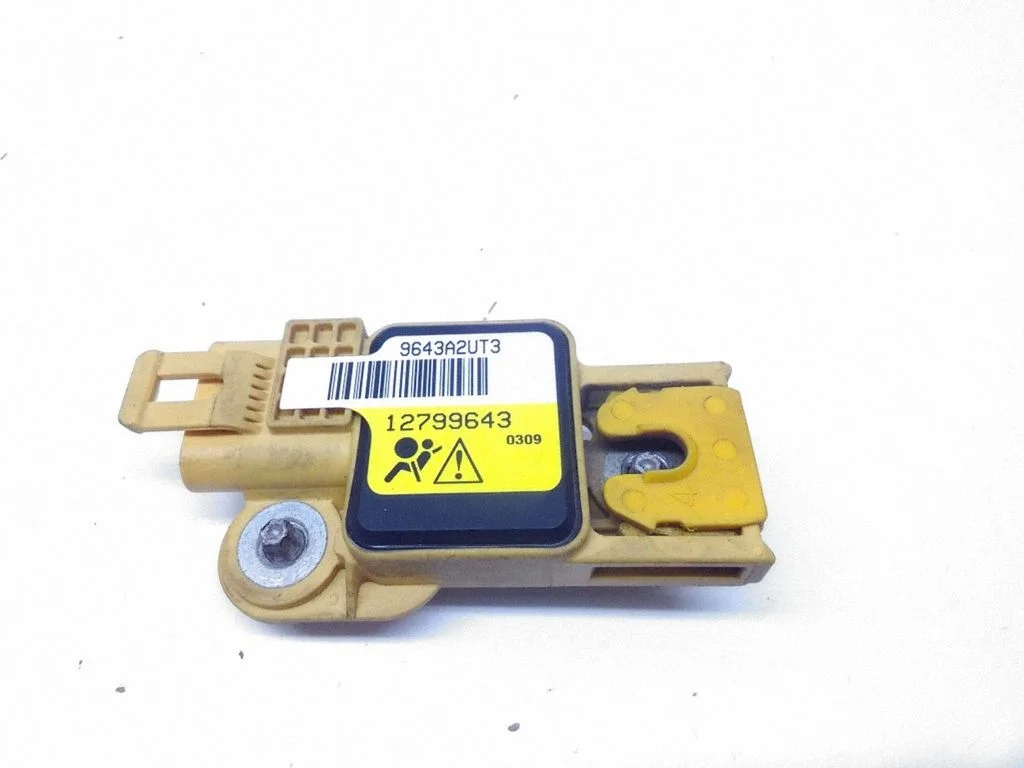 Airbag deployment crash/impact sensor – Saab 9-3 Ver2 (2003-2007)
