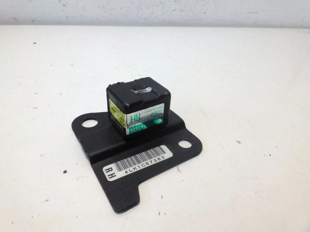 Airbag deployment crash/impact sensor 98231AE000