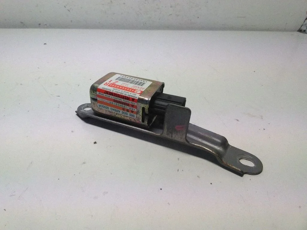 Airbag deployment crash/impact sensor 98236AG000