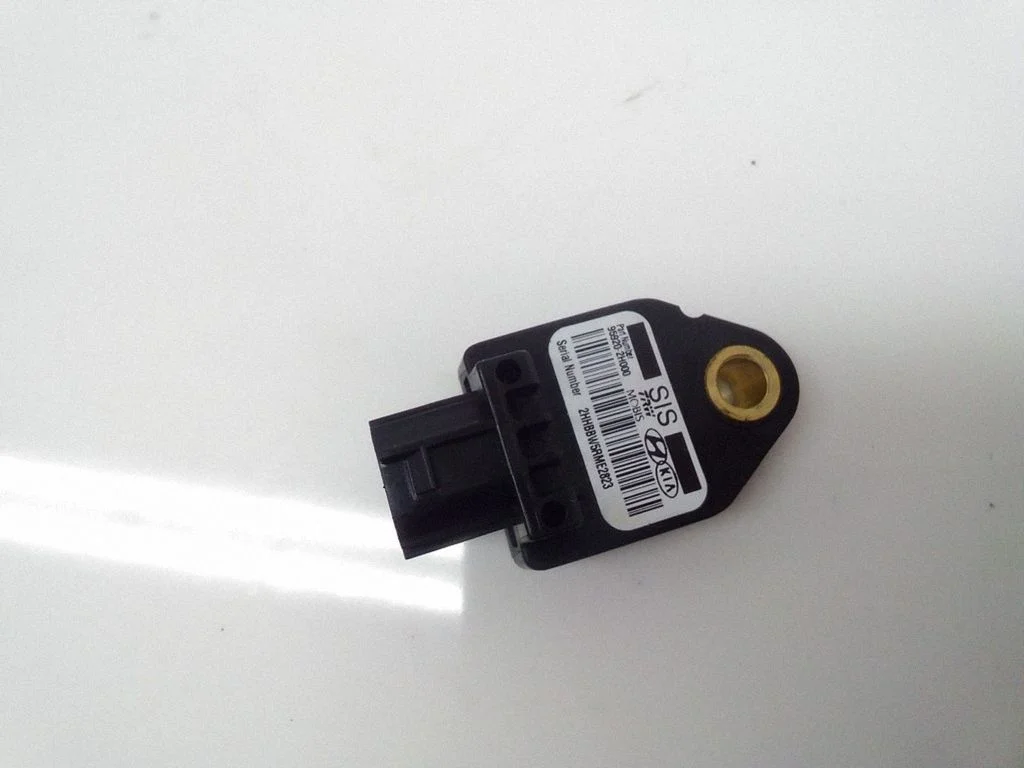 Airbag deployment crash/impact sensor 959202H000