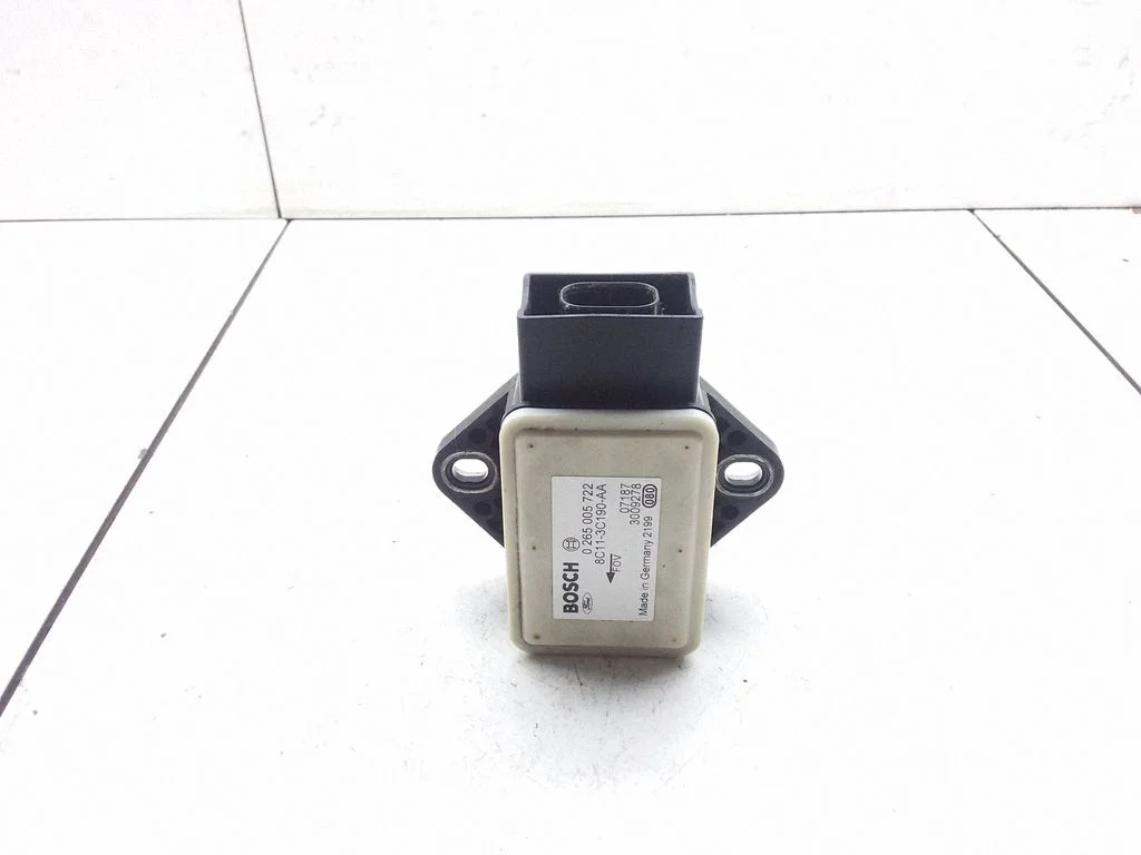 ESP acceleration yaw rate sensor 8C113C190AA