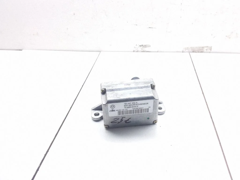 ESP acceleration yaw rate sensor – Volkswagen Touareg I (2002-2010)