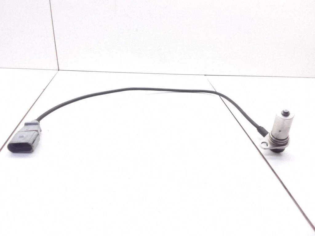 Crankshaft position sensor 038907319A
