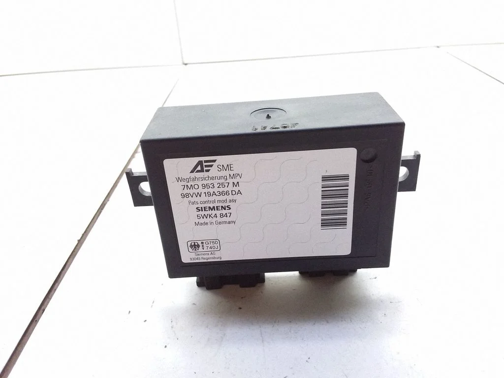 Immobilaiseri juhtplokk 7M0953257M