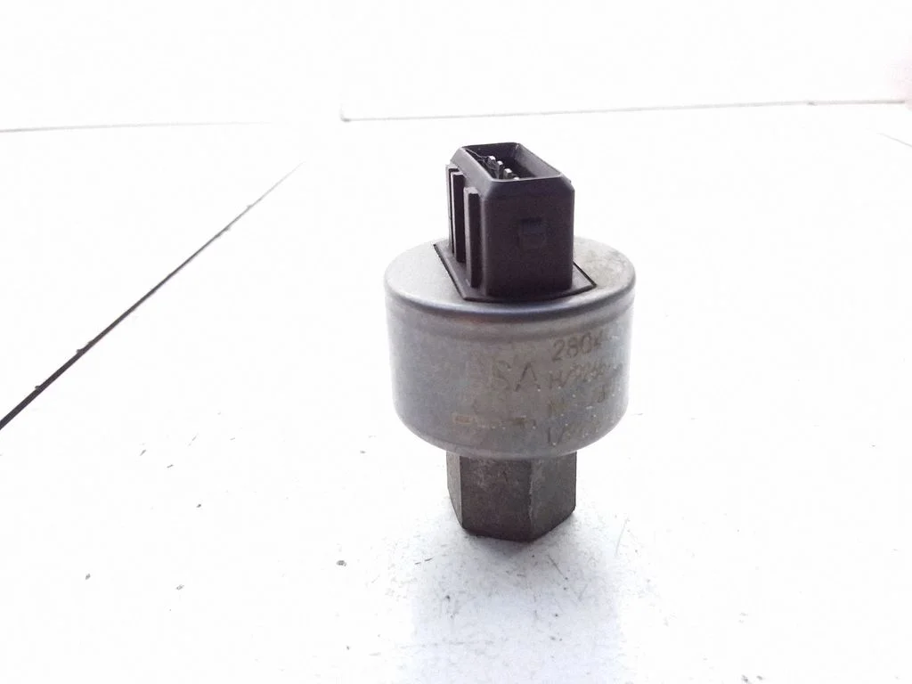 Air conditioning (A/C) pressure sensor