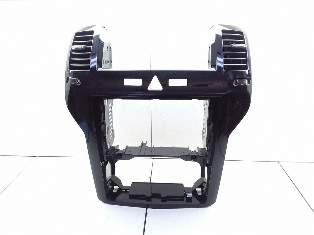 Raadio/navigatsiooni viimistlus – Opel Zafira B (2005-2014)